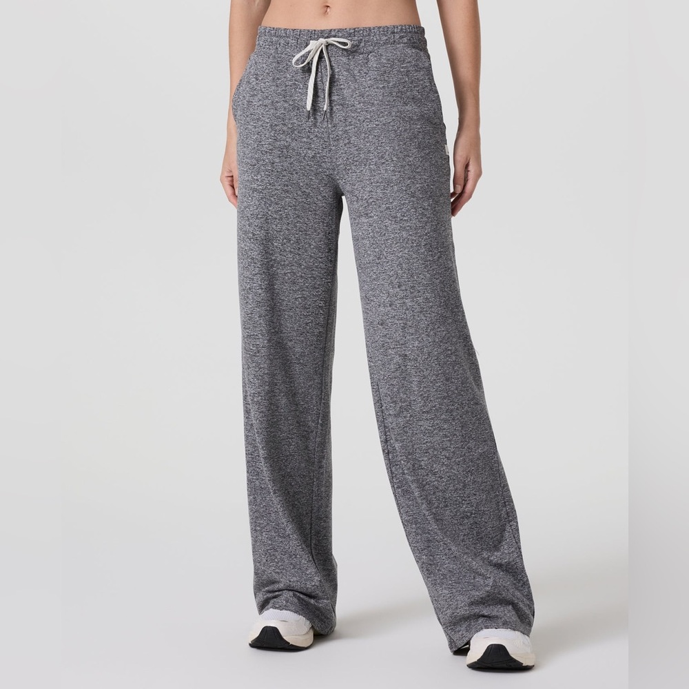 ❤️ Vuori Halo Essential Wideleg DreamKnit